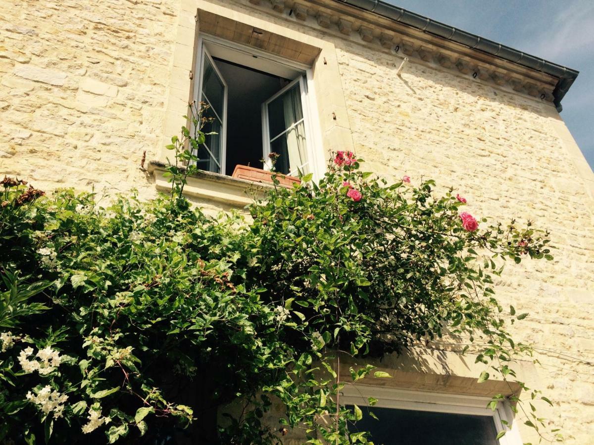 Le Manoir Des Doyens Panzió Bayeux Kültér fotó